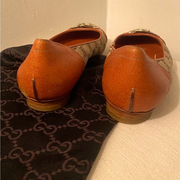 Gorgeous GUCCI Classic GG logo Flats• VINTAGE from the 90s . Size 11B - Picture 6 of 12